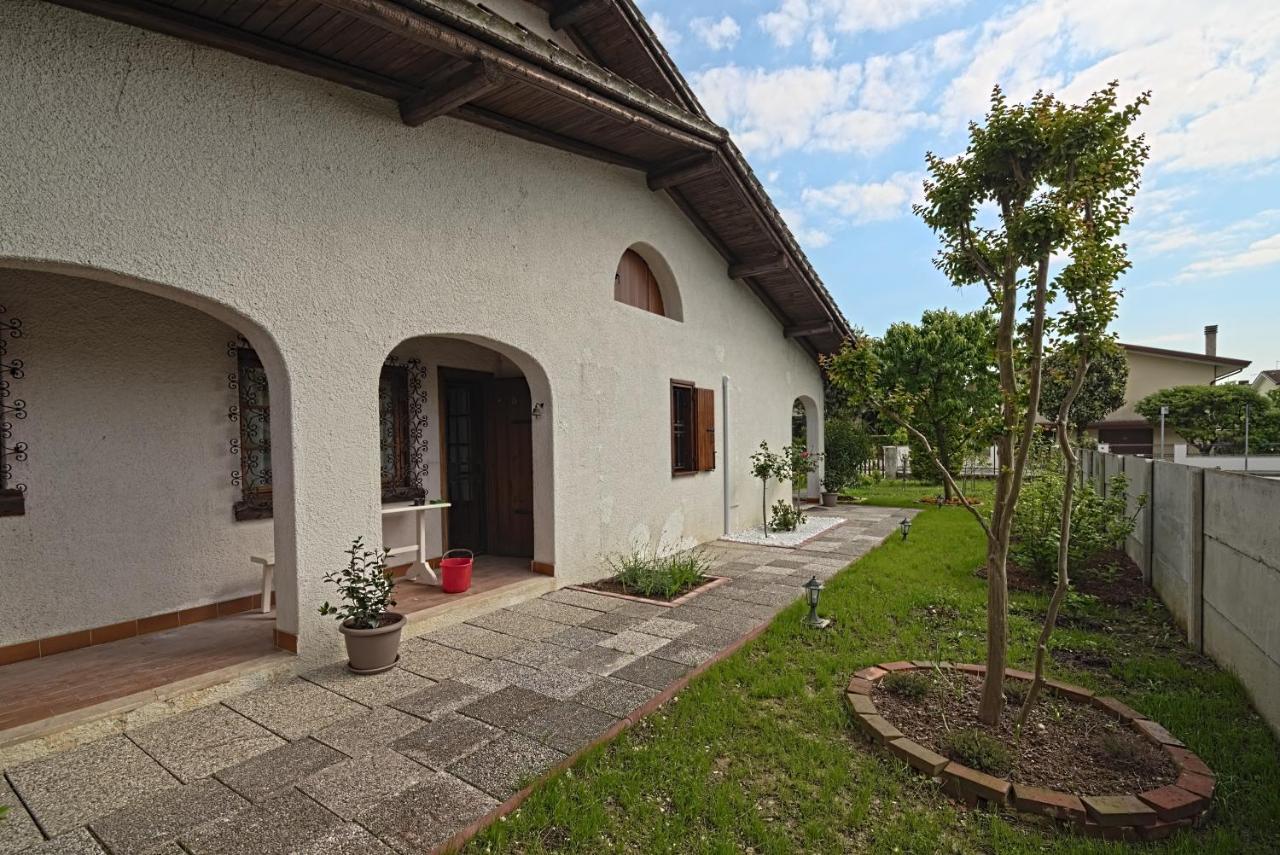 Vecchia Favola House Villa Quarto dʼAltino Kültér fotó