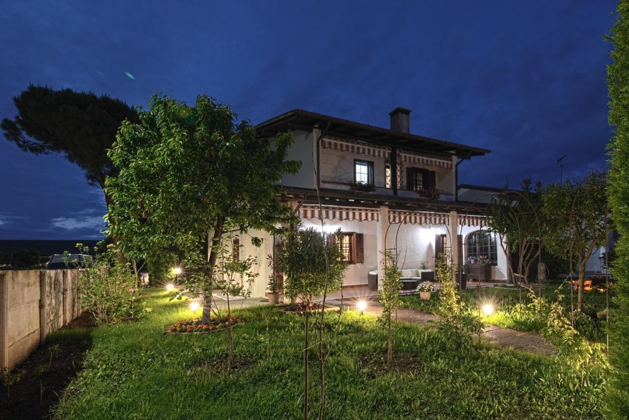 Vecchia Favola House Villa Quarto dʼAltino Kültér fotó